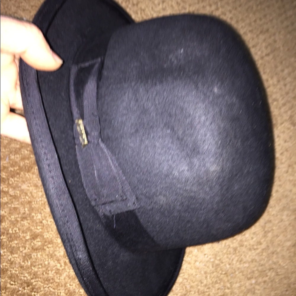 Men hate - Picture 3 of 8